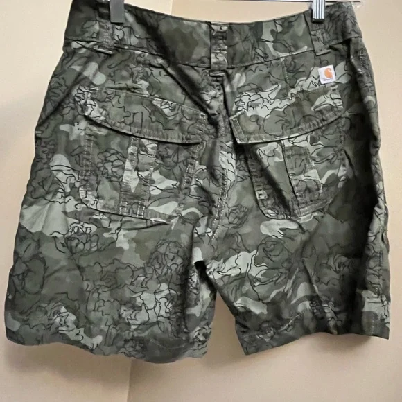 🆕Carhart  Women’s cargo Camouflage Shorts.          CC - Picture 8 of 9